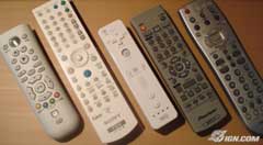 my-very-own-wiimote-200610122.jpg